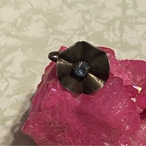 Vintage Sterling Silver Flower Screw Back Single Earring #7218